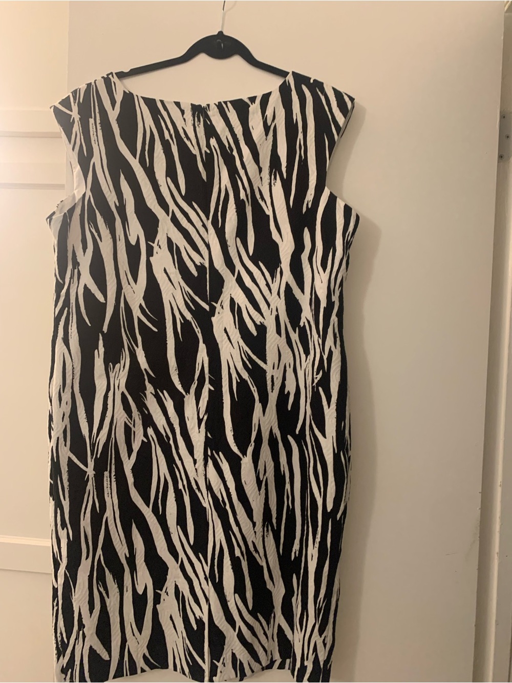 Midnight Velvet Black & White Abstract Pattern Midi Dress